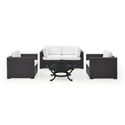 Crosley - Biscayne White 5-Piece Wicker Set With 2 Armchairs, 2 Corner Chairs And Fire Pit -Clean Pool Supply Biscayne 5 Piece Wicker Set with 2 Armchairs 2 Corner Chairs and Fire Pit 24