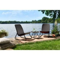 Keter - Rio 3 Piece Resin Wicker Patio Furniture Set With Side Table And Outdoor Chairs, Brown -Clean Pool Supply Rio 3 Piece Resin Wicker Patio Furniture Set with Side Table and Outdoor Chairs Brown 2